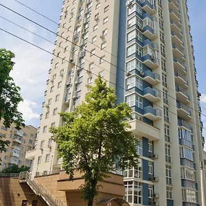 lukyanovsky.hotels-of-kiev.com/