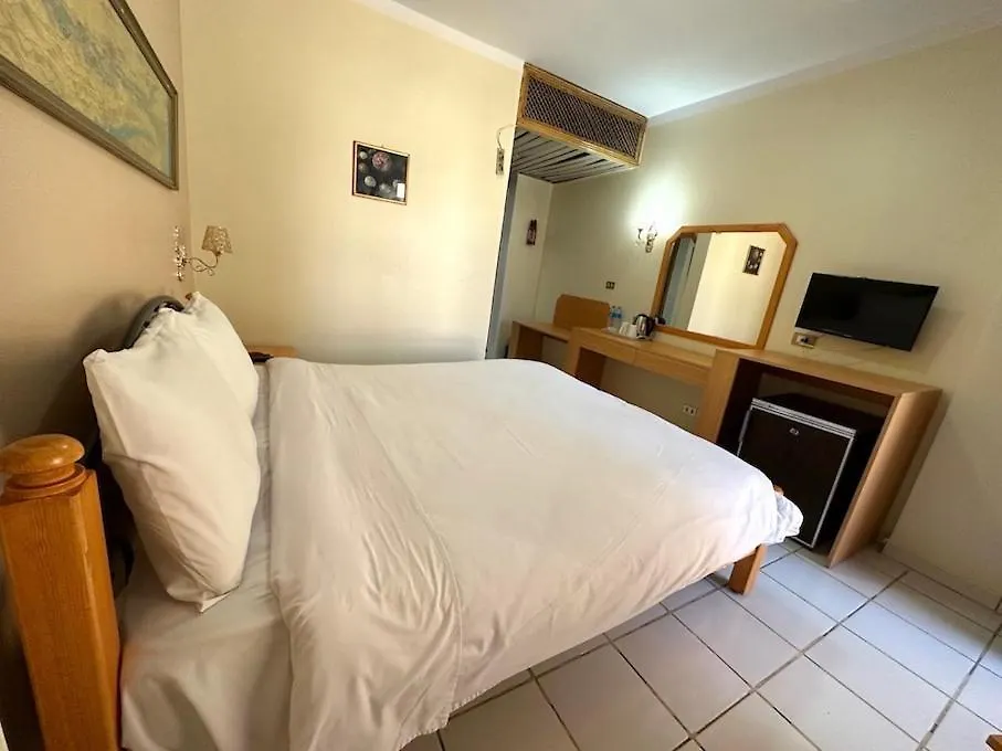 Gaddis Hotel, Suites And Apartments Luxor 3*,