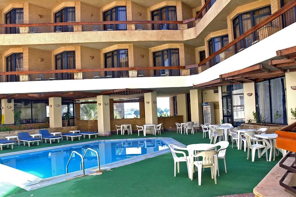 Gaddis Hotel, Suites And Apartments Luxor Hotel